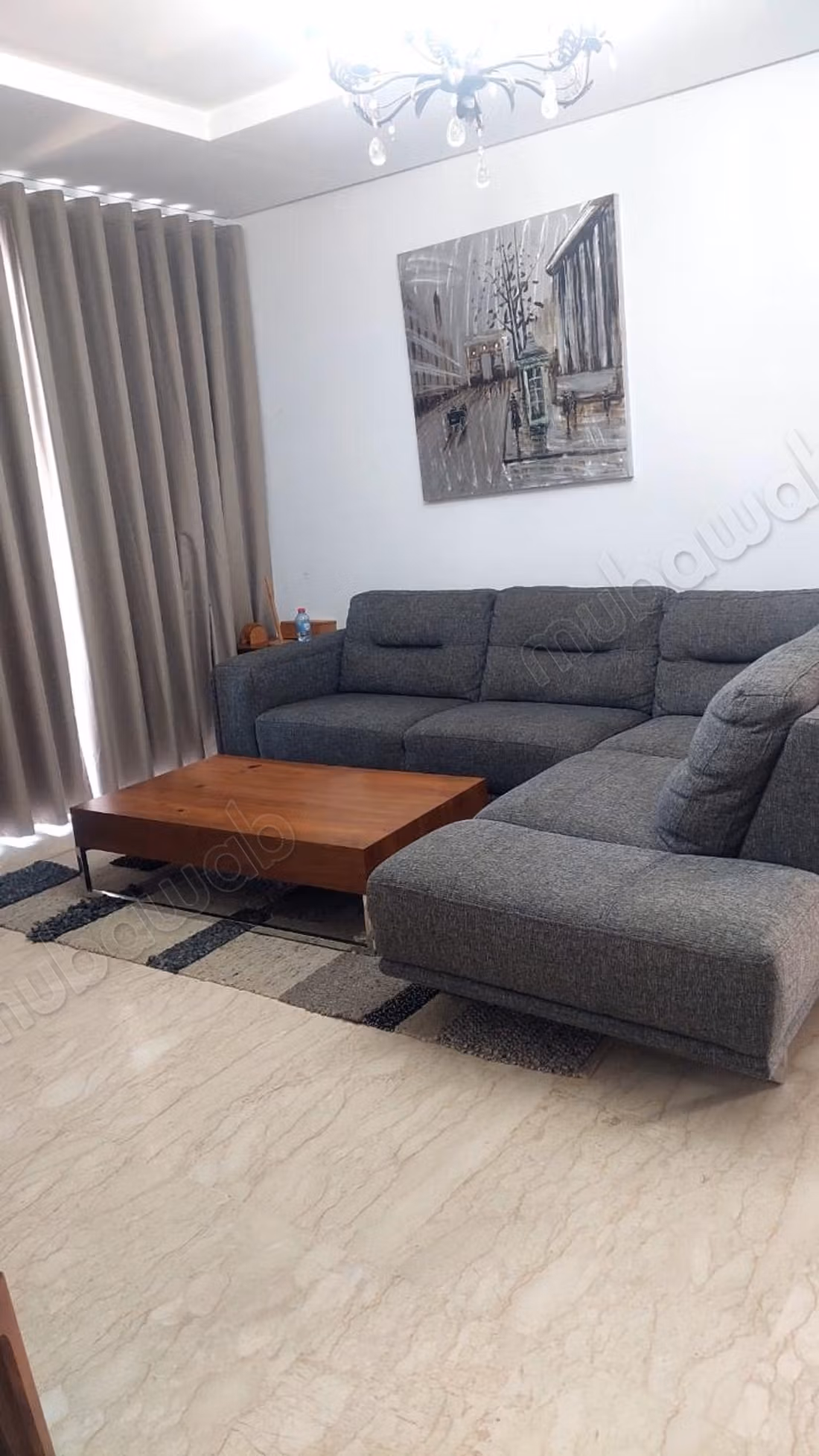 Location d'un appartement à Marina, Bab Al Bahr. 
2 chambres. 
Bien meublé
