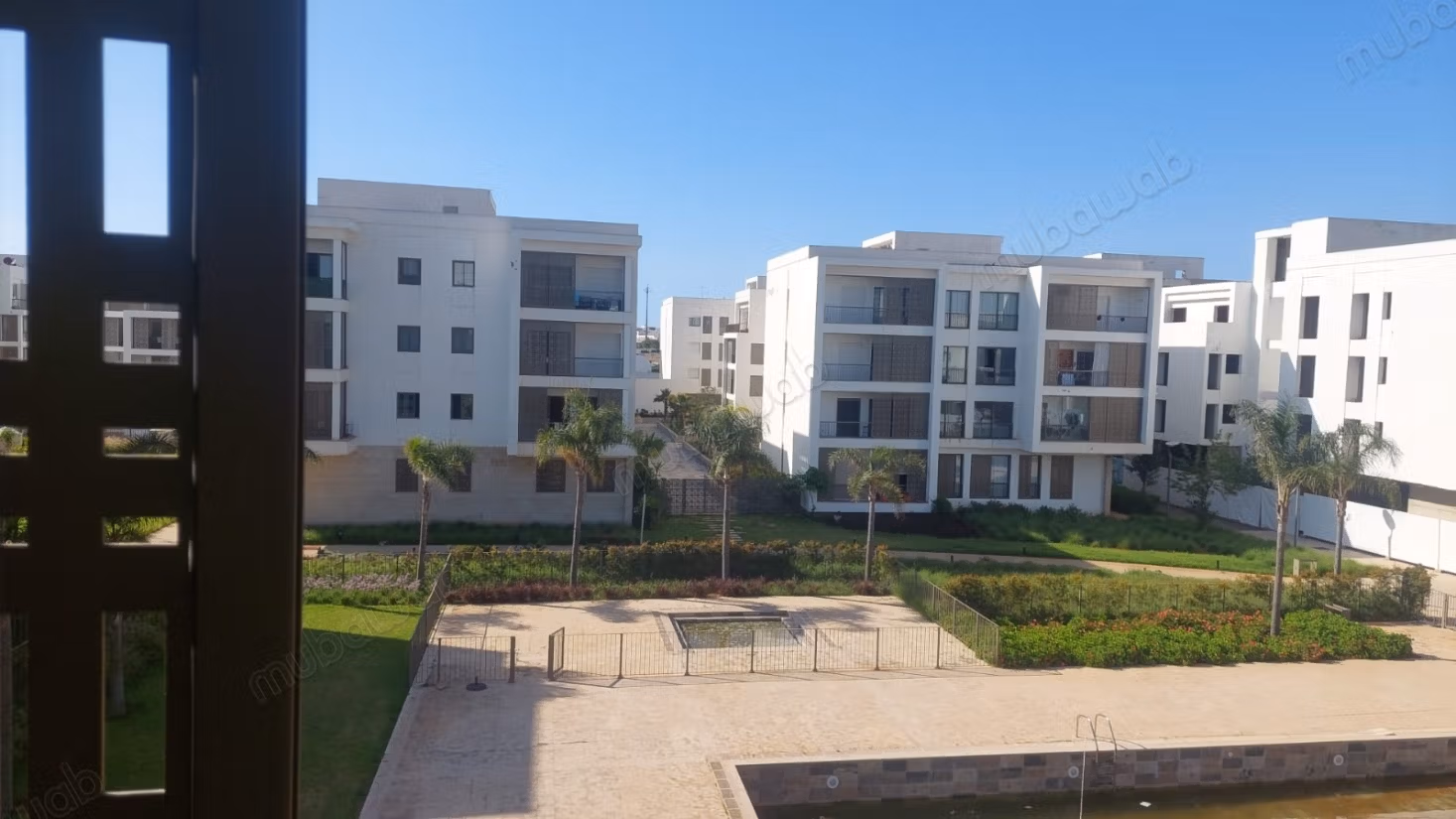 Location d'un appartement à Marina, Bab Al Bahr. 
2 chambres. 
Bien meublé