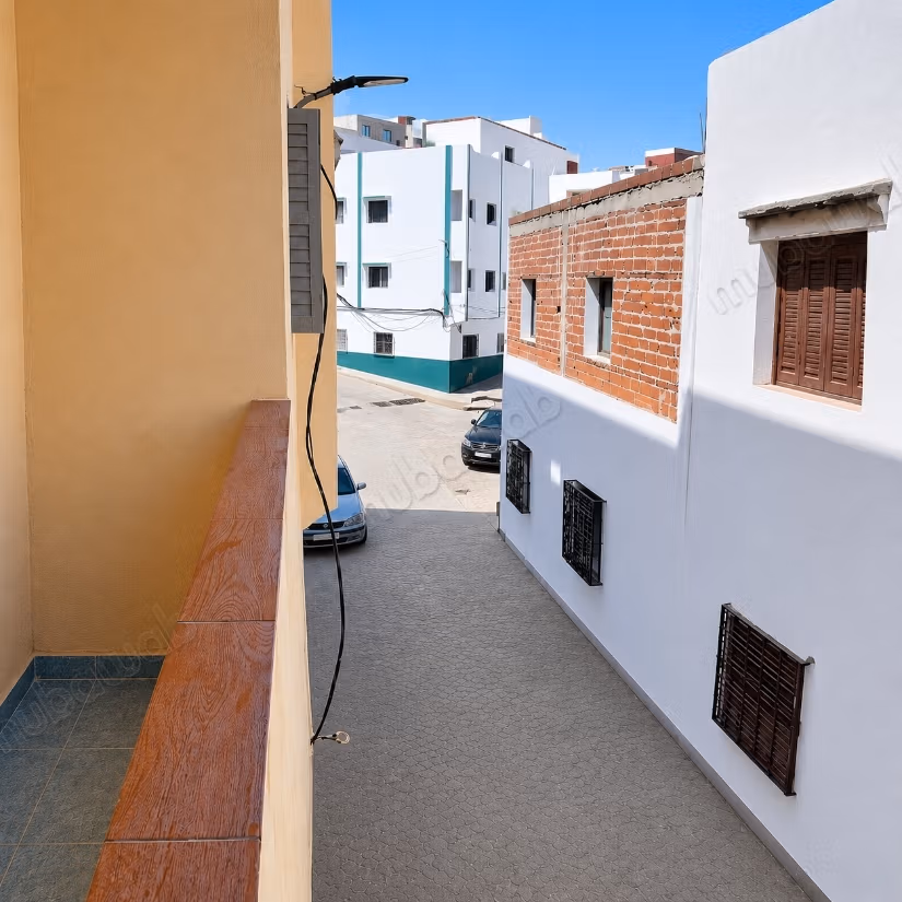 Appartement à louer au mois au premier étage à Tétouan