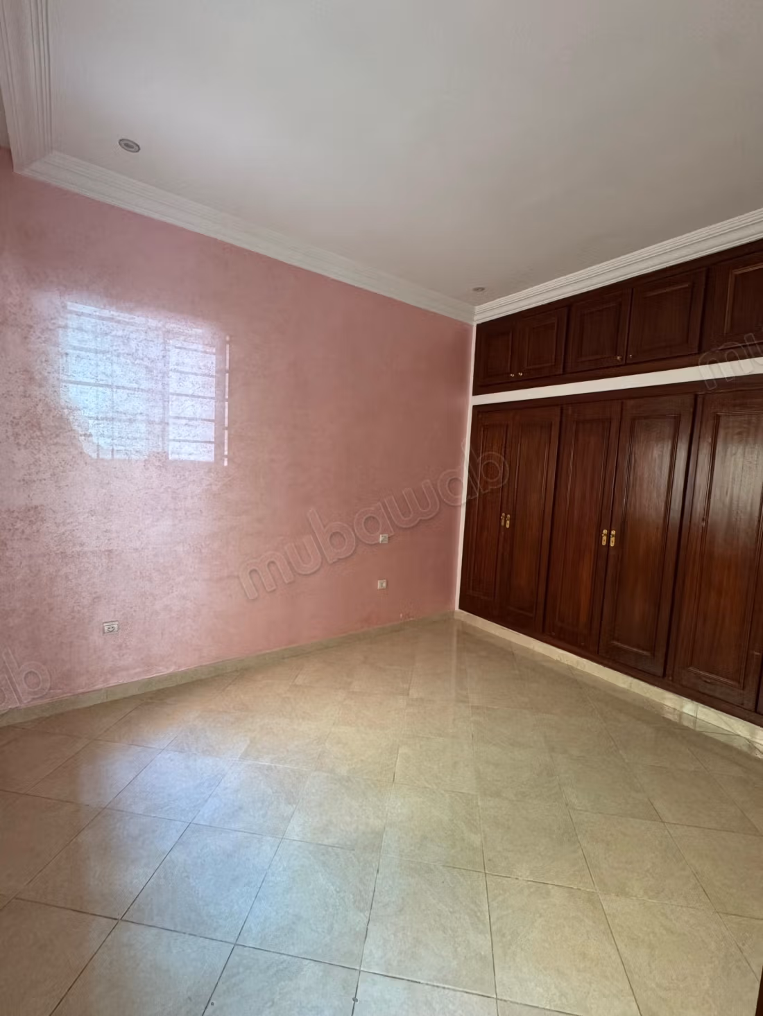 Bel appartement à louer — Riad Oulad Mtaa 
Temara