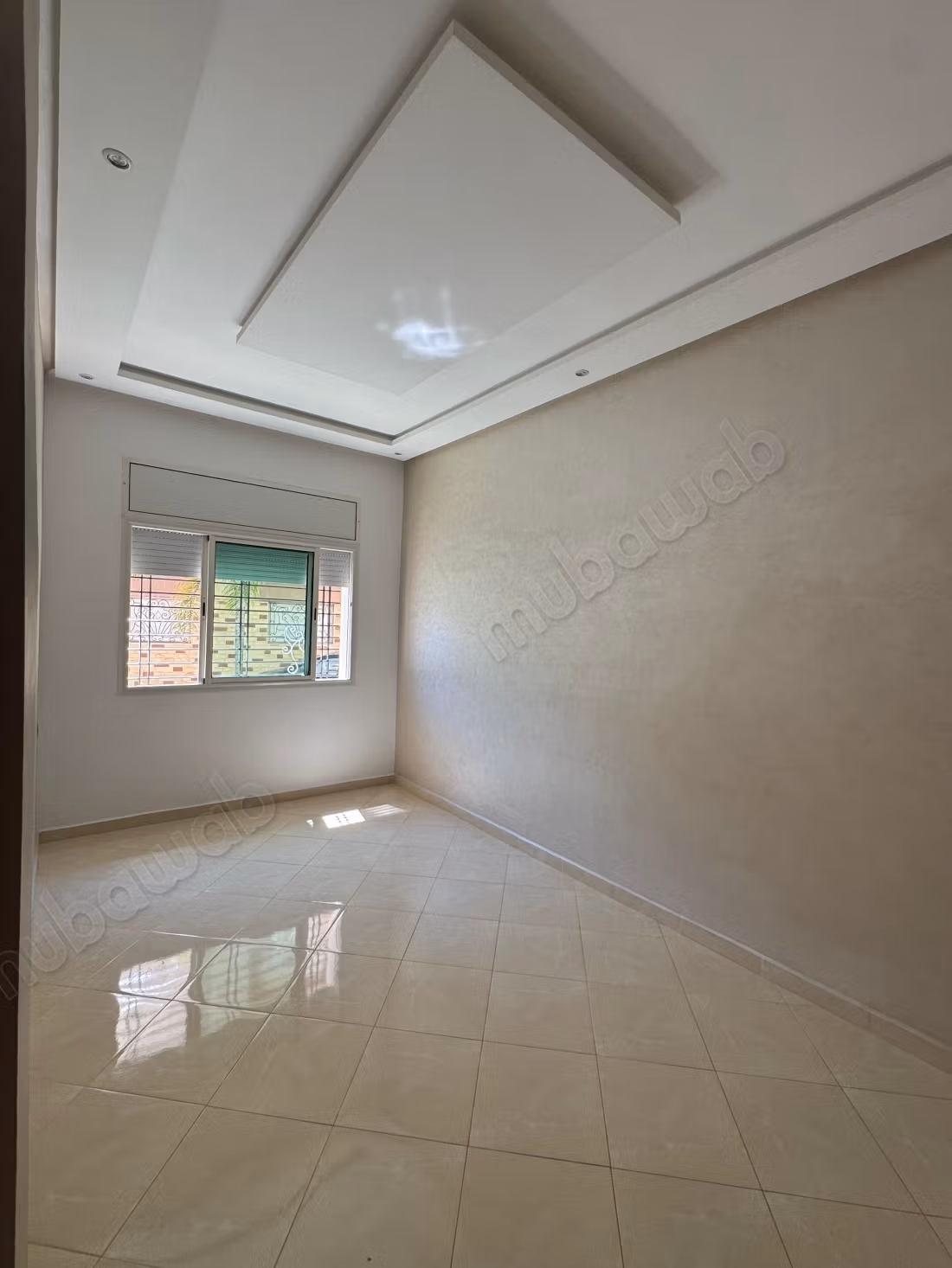 Bel appartement à louer — Riad Oulad Mtaa 
Temara