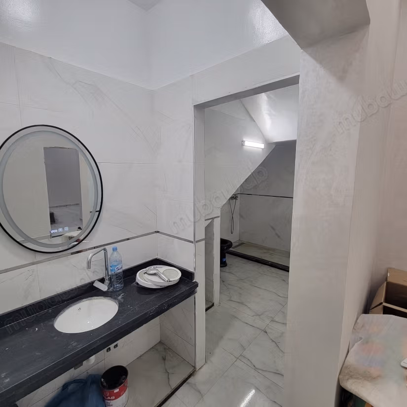 House for sale with deed title very quiet