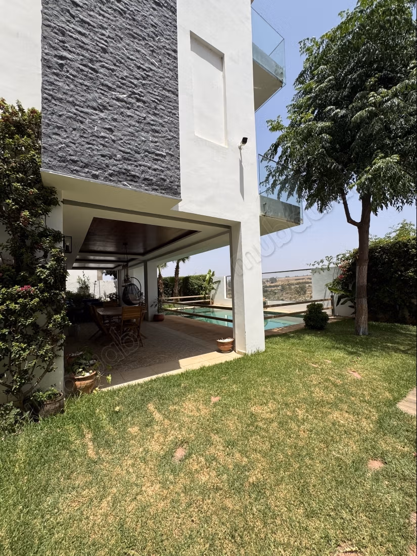 Unfurnished luxury villa in Tamesna