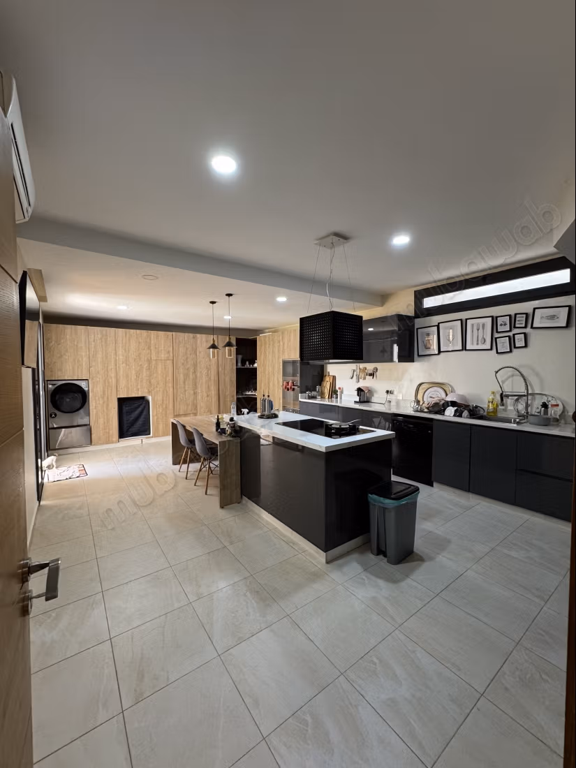 Unfurnished luxury villa in Tamesna
