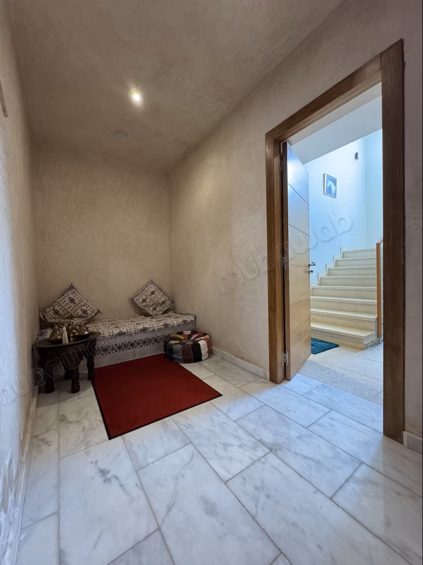 Unfurnished luxury villa in Tamesna