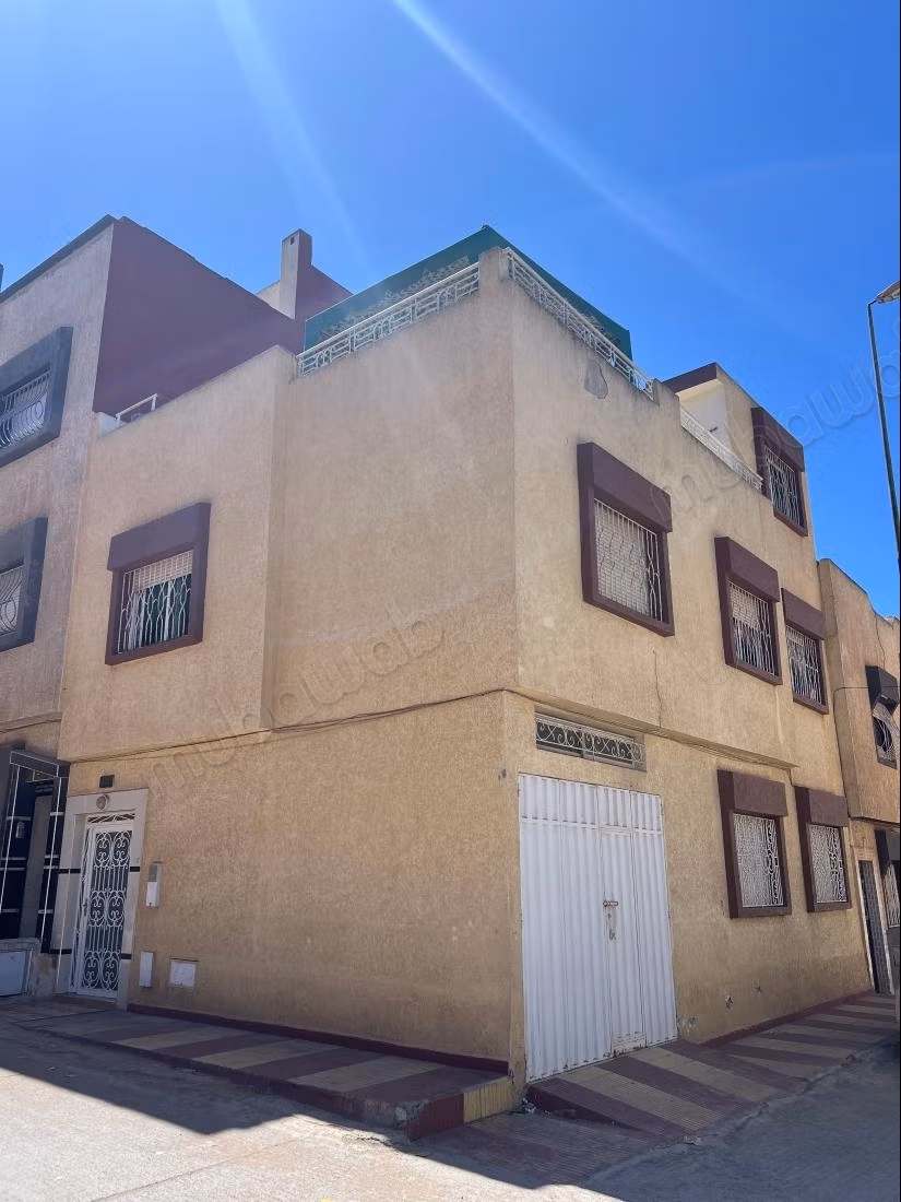 Maison à la vente à Oulad Wjih. 4 chambres
