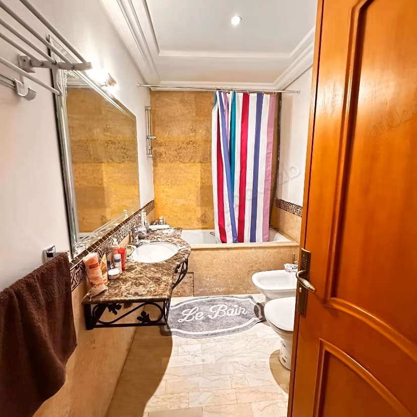 Bel appart 2ch salon bien situé à Guéliz
