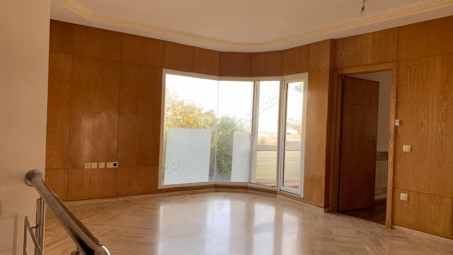 VILLA 685 mètres² avec Piscine, plage 2min à pied