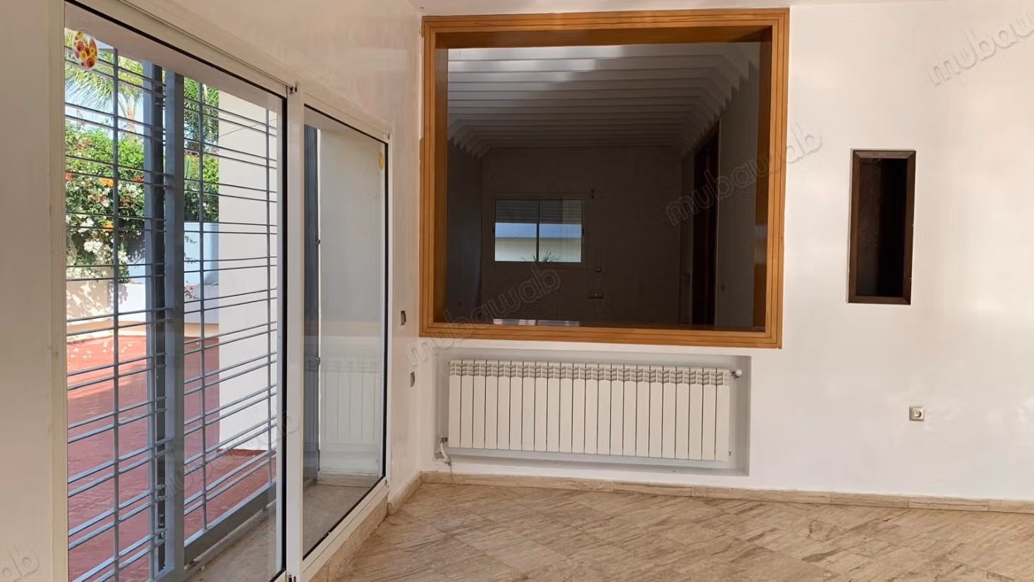 VILLA 685 mètres² avec Piscine, plage 2min à pied