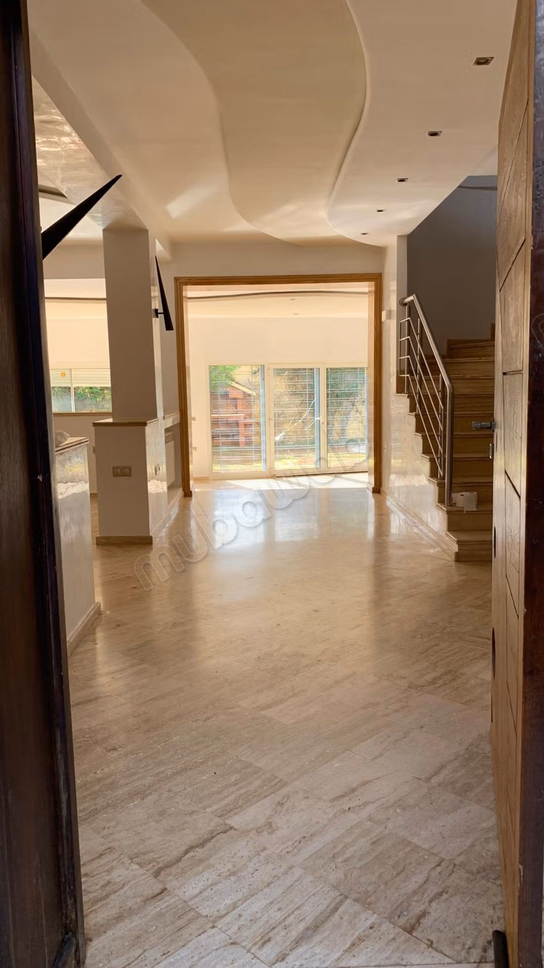 VILLA 685 mètres² avec Piscine, plage 2min à pied