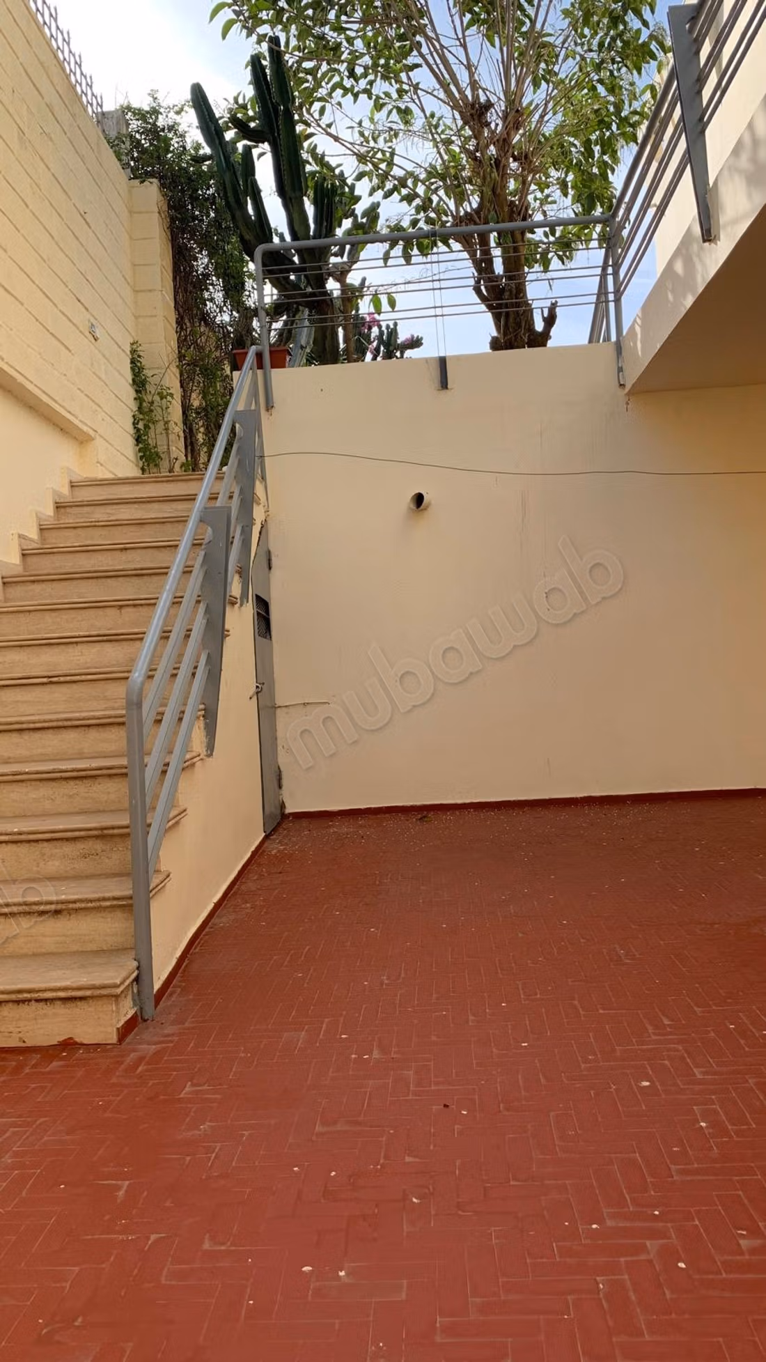 VILLA 685 mètres² avec Piscine, plage 2min à pied