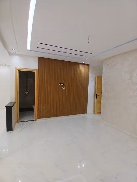 The first floor independent stairs 115 meters