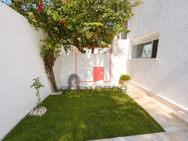 S3 avec jardin à La Marsa Corniche