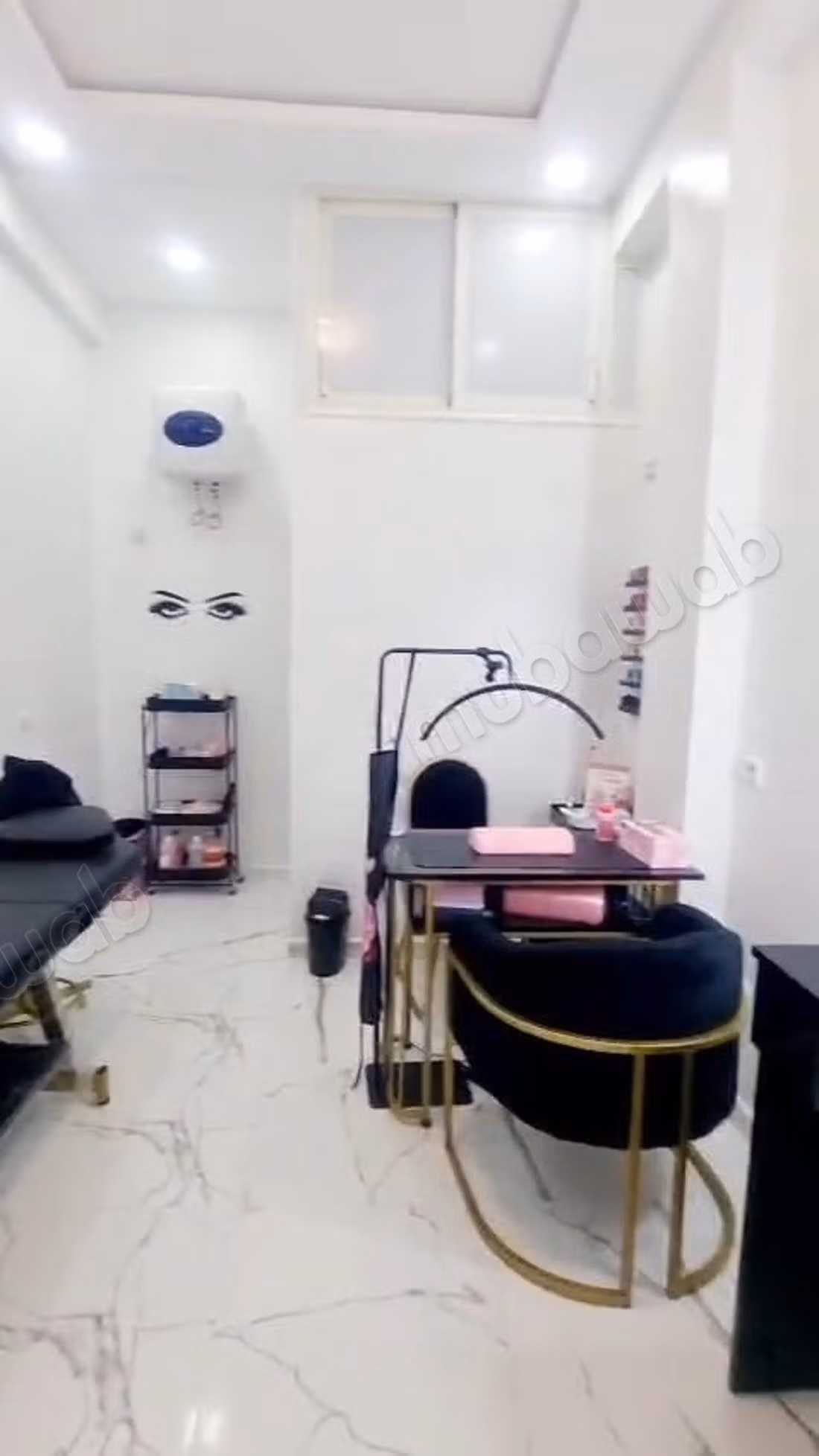 Local commercial a vendre