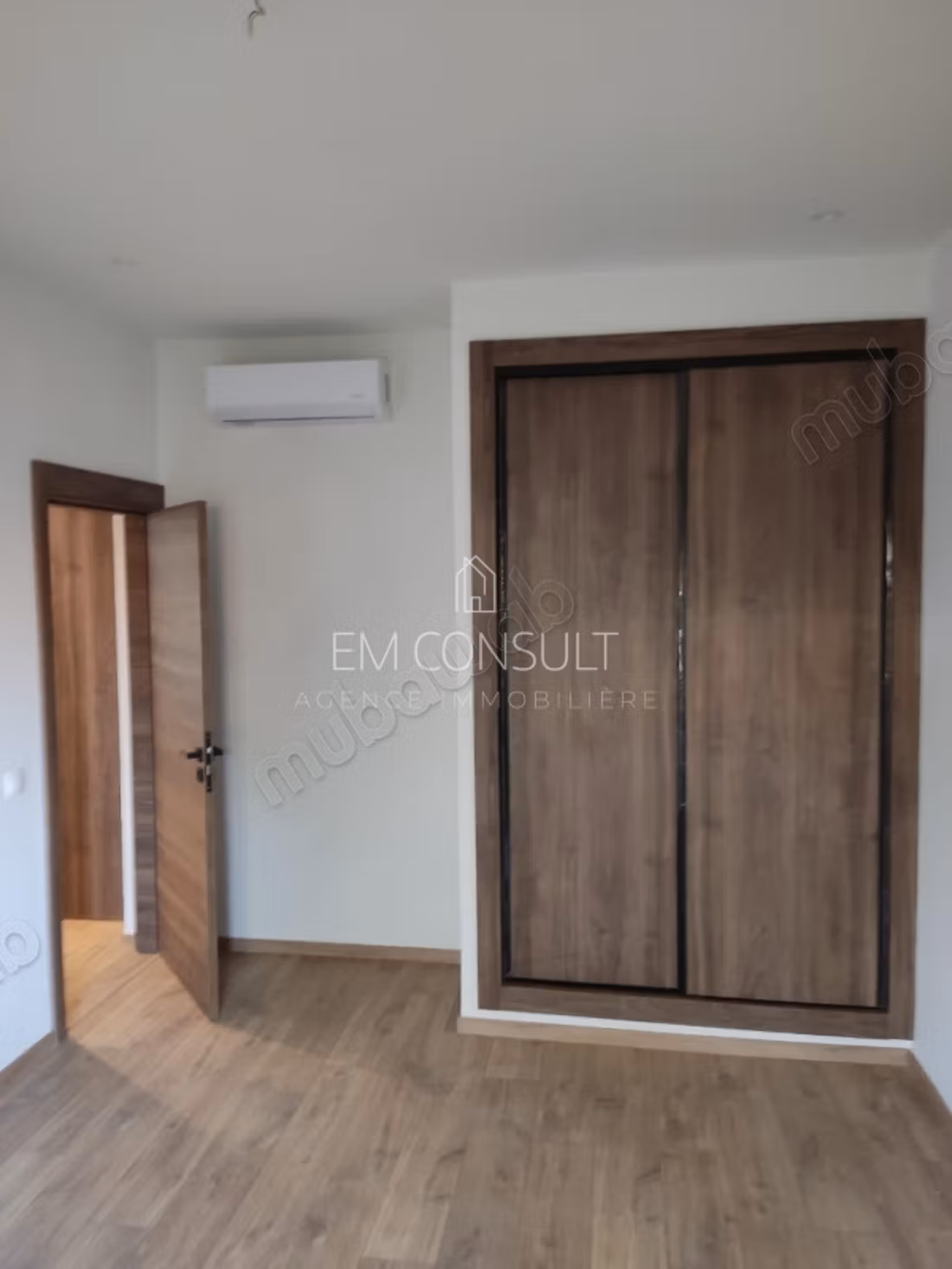 LOCATION Appartement 3 chbres vide