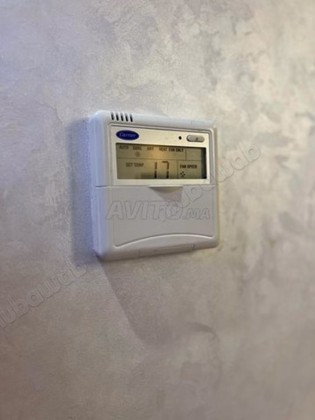 شقق للكراء بكليز. 2 غرف ممتازة. نوافذ زجاجية مزدوجة ومدفئة مركزية