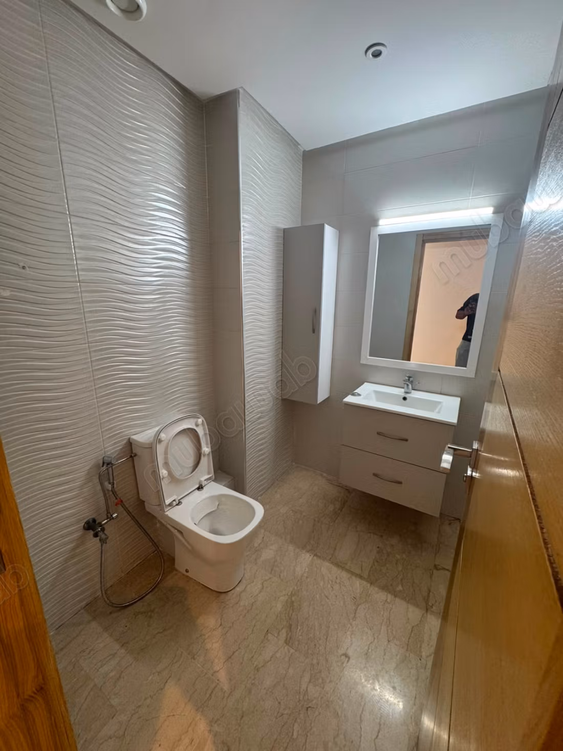 Très bel appartement vide 3 chambres à Quartier Oasis