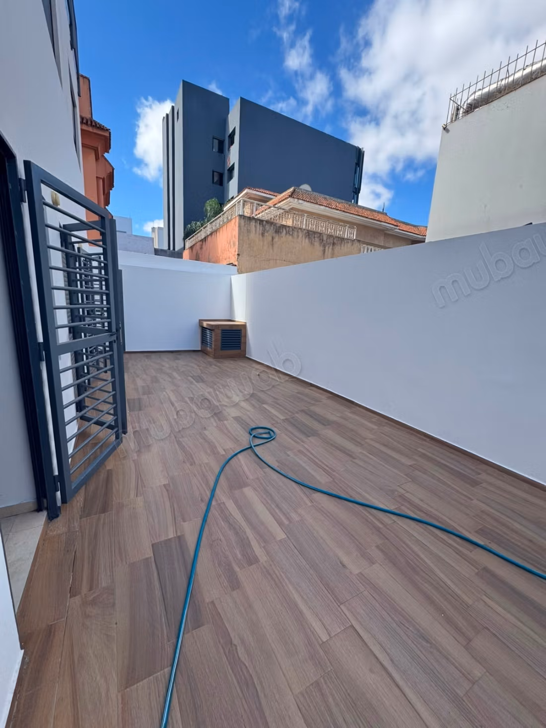 Très bel appartement vide 3 chambres à Quartier Oasis