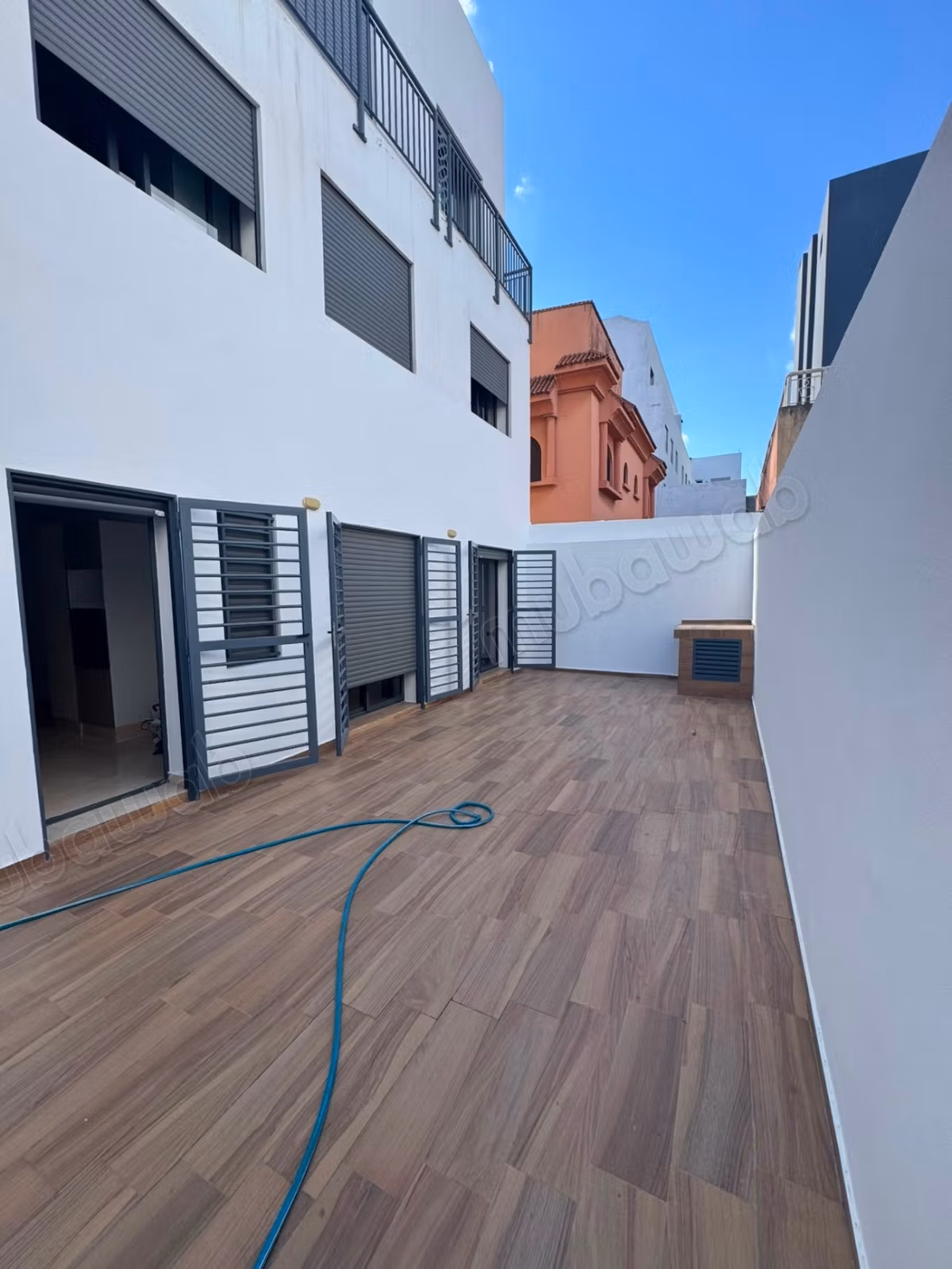 Très bel appartement vide 3 chambres à Quartier Oasis