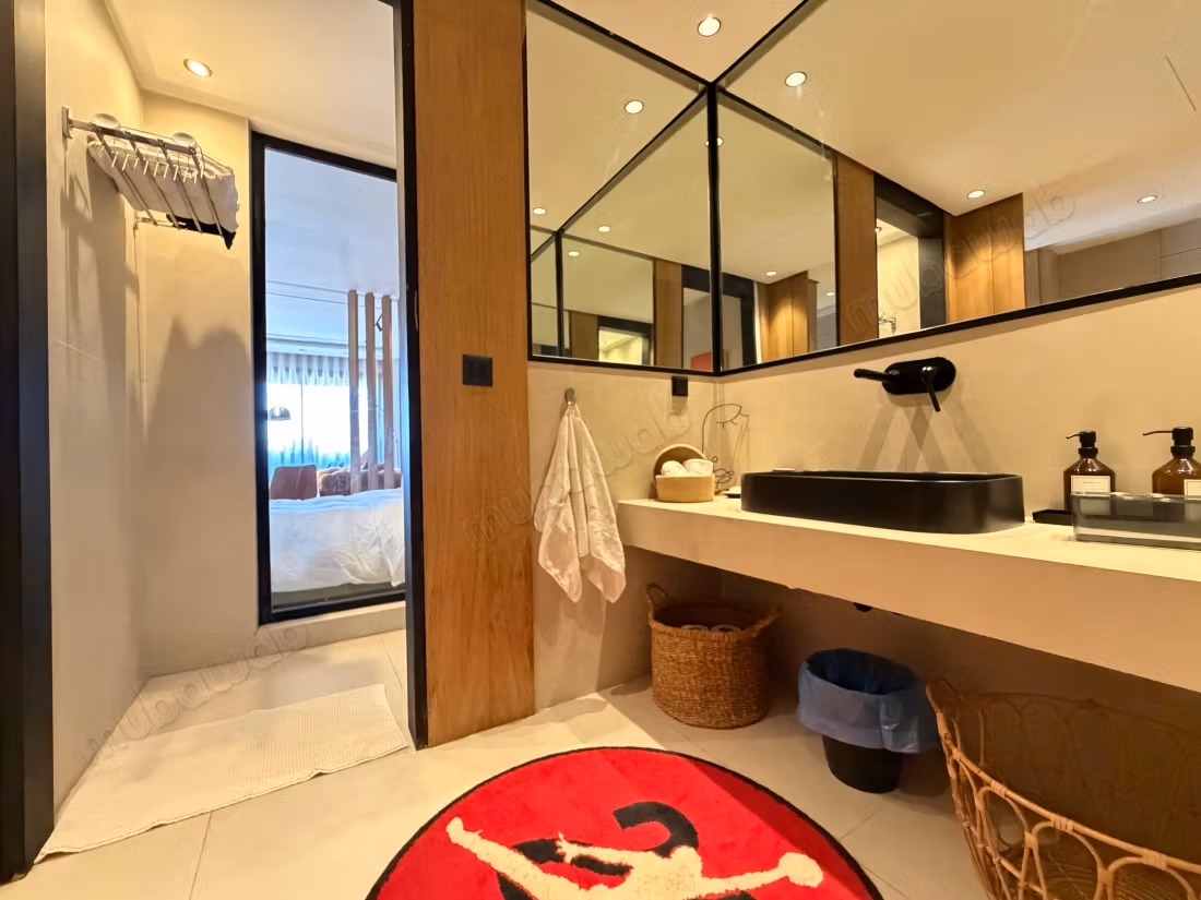 Studio meublé à louer au cil