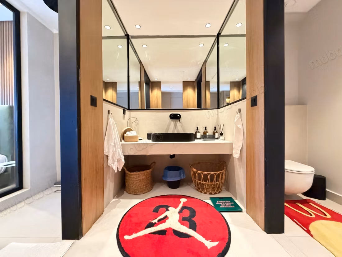 Studio meublé à louer au cil