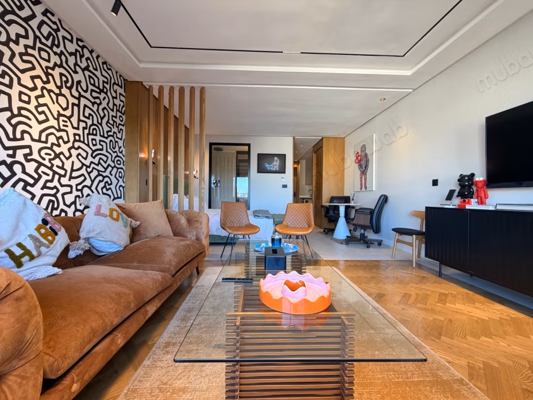 Studio meublé à louer au cil