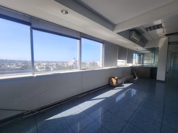 Bureau 181 m² aménagé, 
Espace Porte d'Anfa