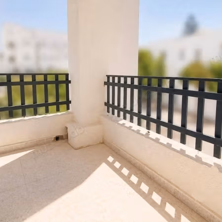 An S2 apartment near the French school