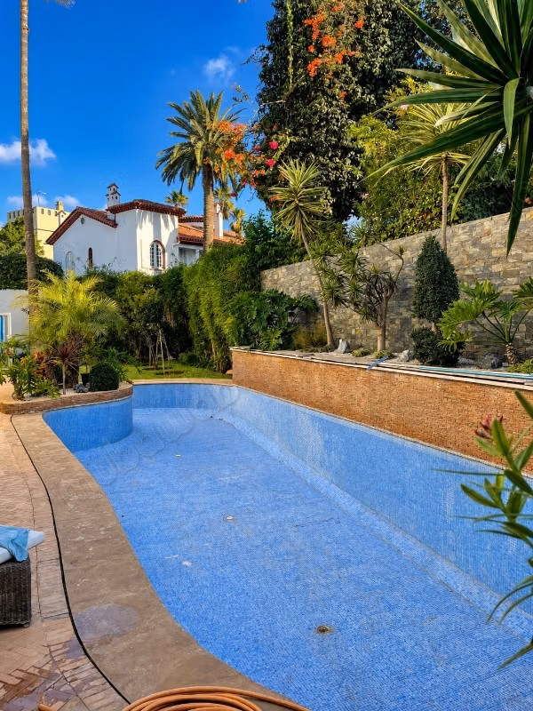 Villa magnifica con piscina, palmeraie città verde