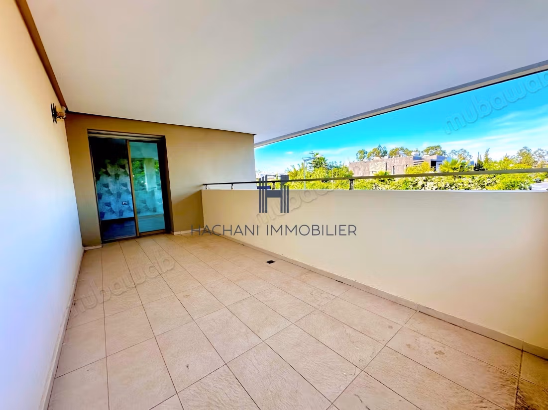 Semi-detached villa for rent in Ville Verte 4 bedrooms pool