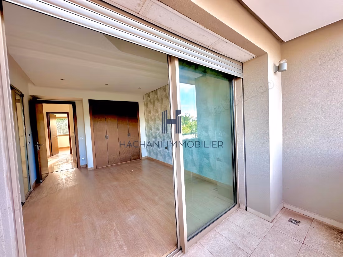 Semi-detached villa for rent in Ville Verte 4 bedrooms pool