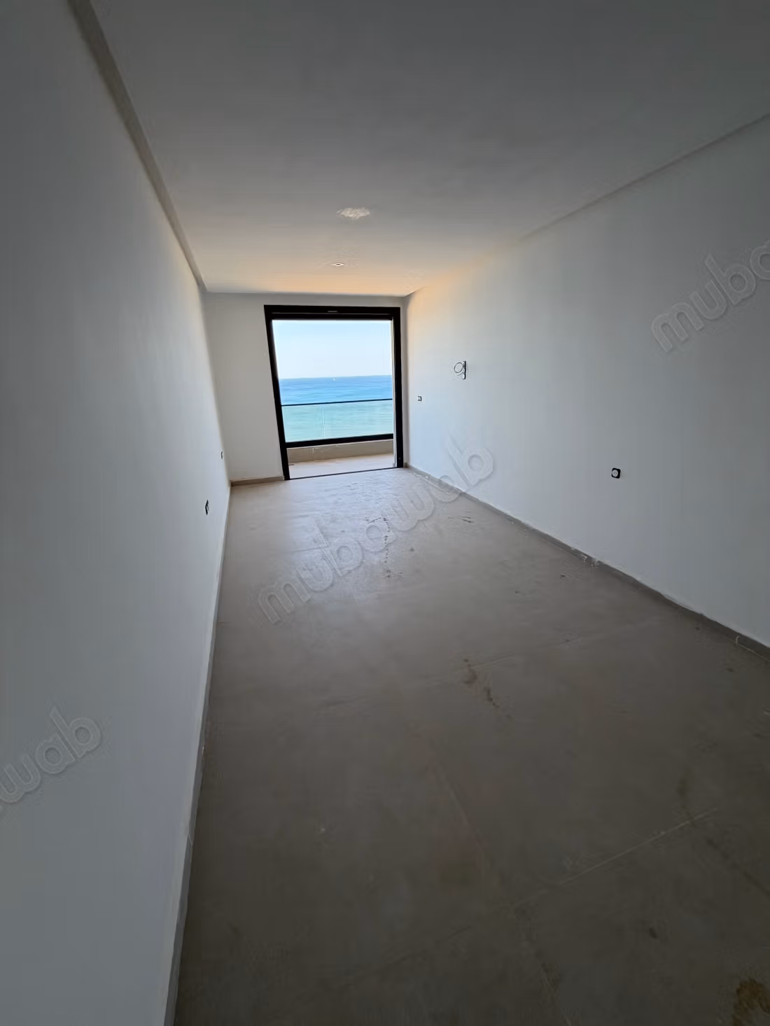 Appartamento di lusso in vendita a Fnideq. 5 camere confortevoli. Vista mare, doppi vetri