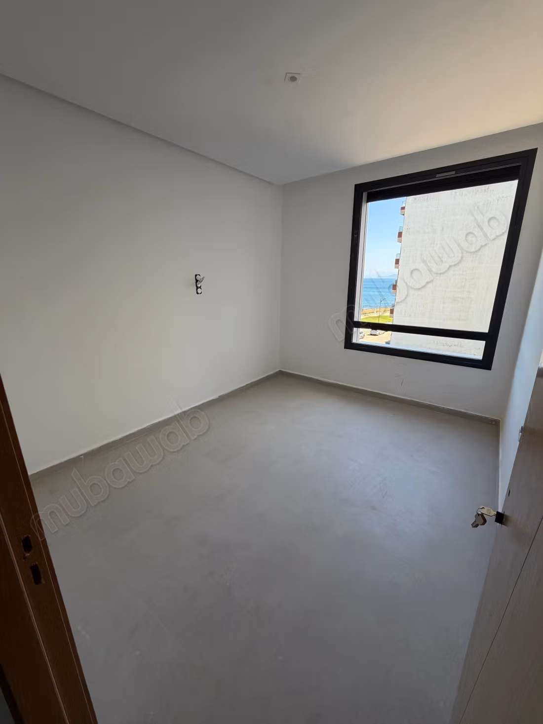 Appartamento di lusso in vendita a Fnideq. 5 camere confortevoli. Vista mare, doppi vetri
