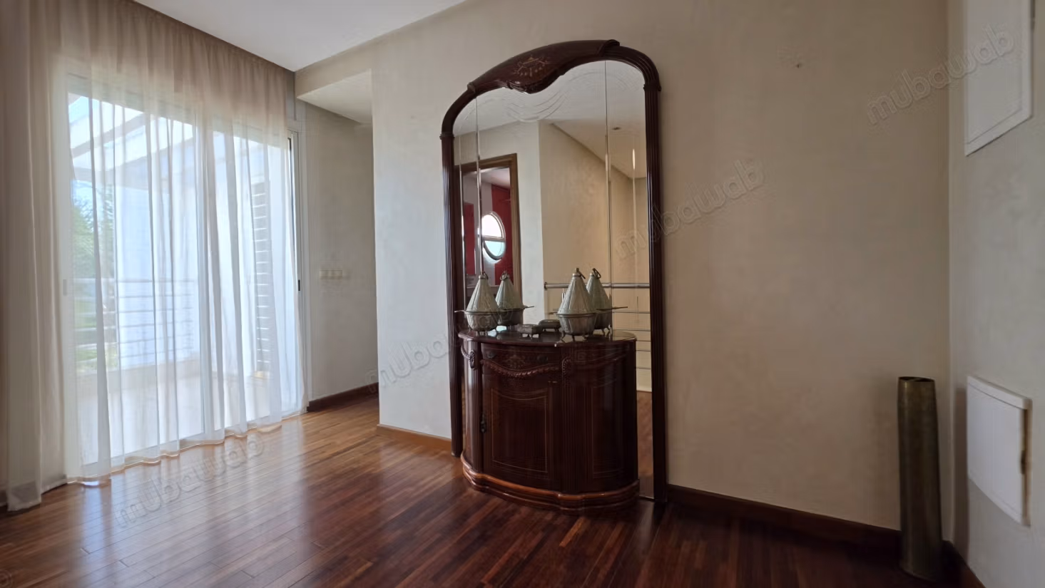 Afgeschermde villa met zwembad te koop - El Menzeh