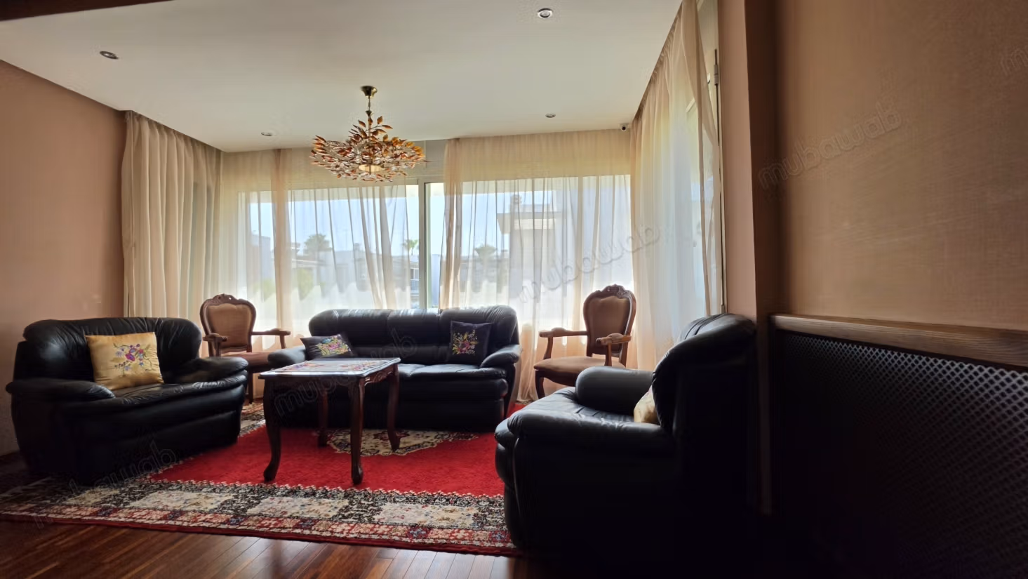 Afgeschermde villa met zwembad te koop - El Menzeh