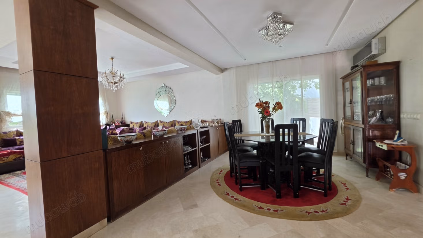 Afgeschermde villa met zwembad te koop - El Menzeh