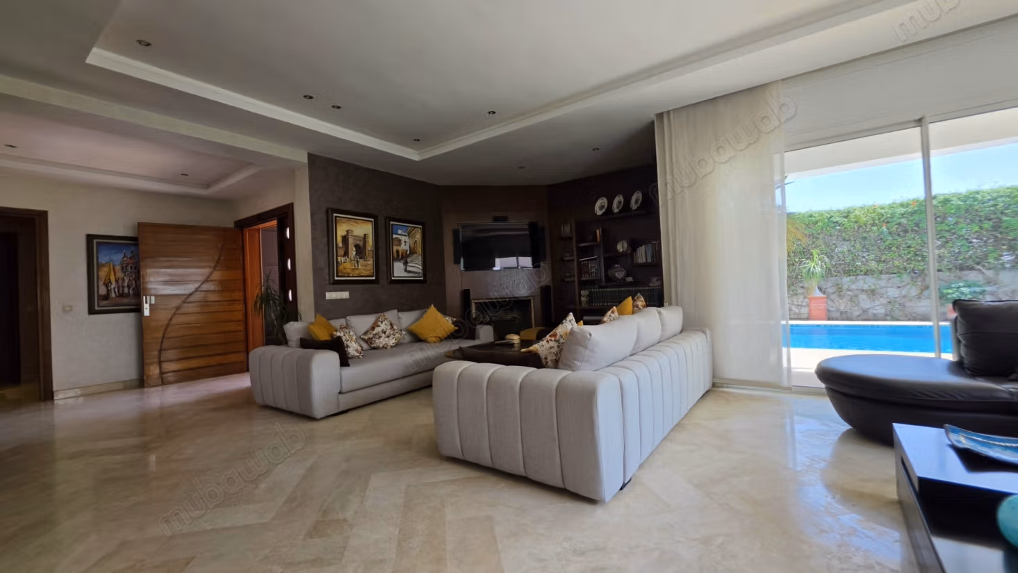 Afgeschermde villa met zwembad te koop - El Menzeh
