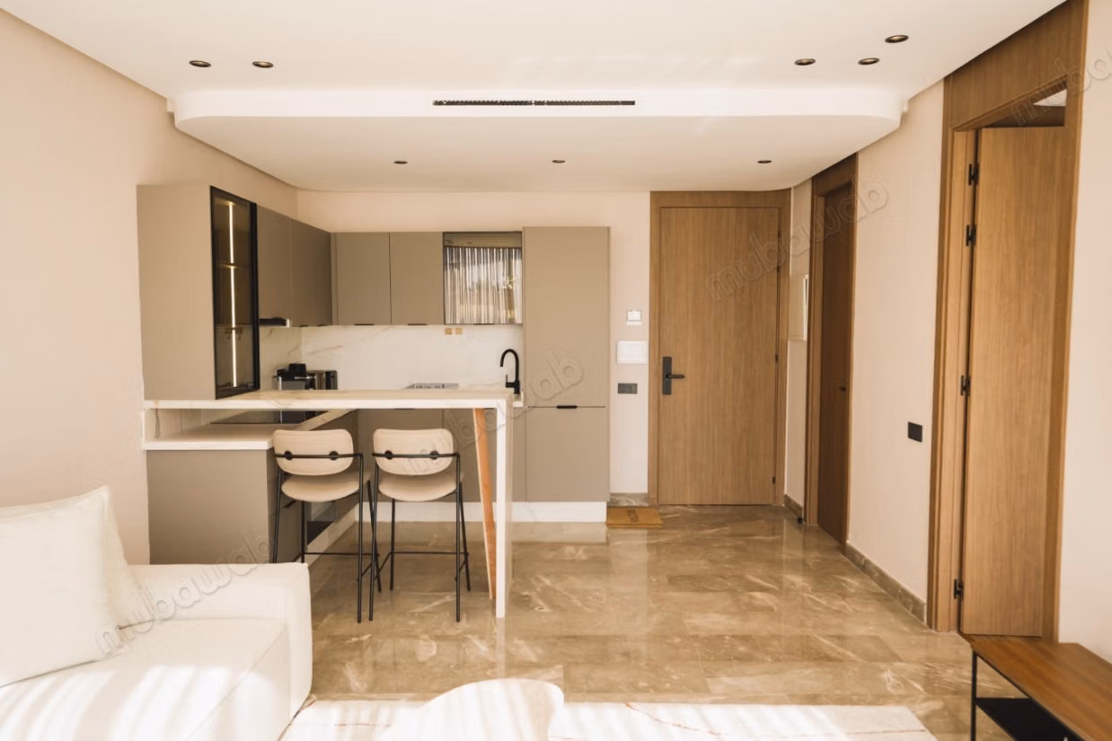 Studio meublé neuf, 55 m², terrasse, riviera 