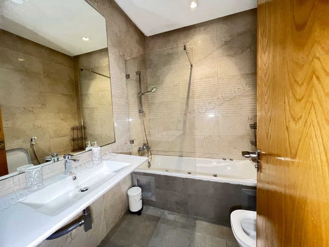 Louer – Appartement meublé 2CH / 150m² / Palmier