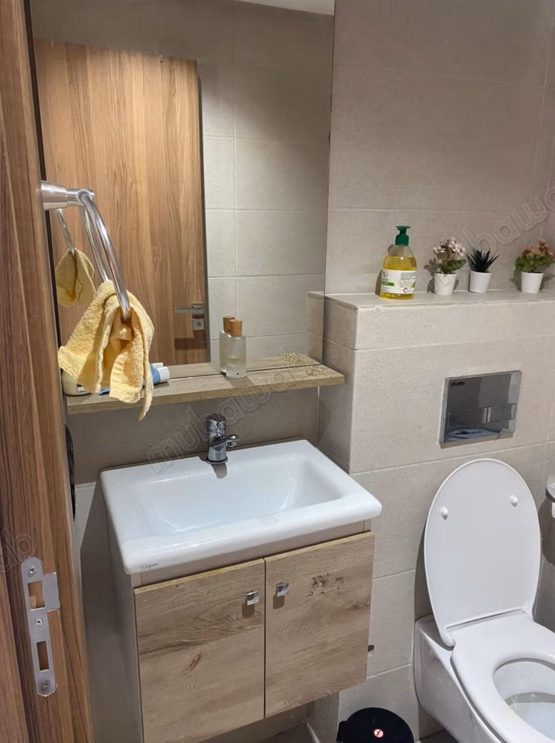 Bel appartement à vendre à Ain Sebaa. 2 belles pièces. Meublé