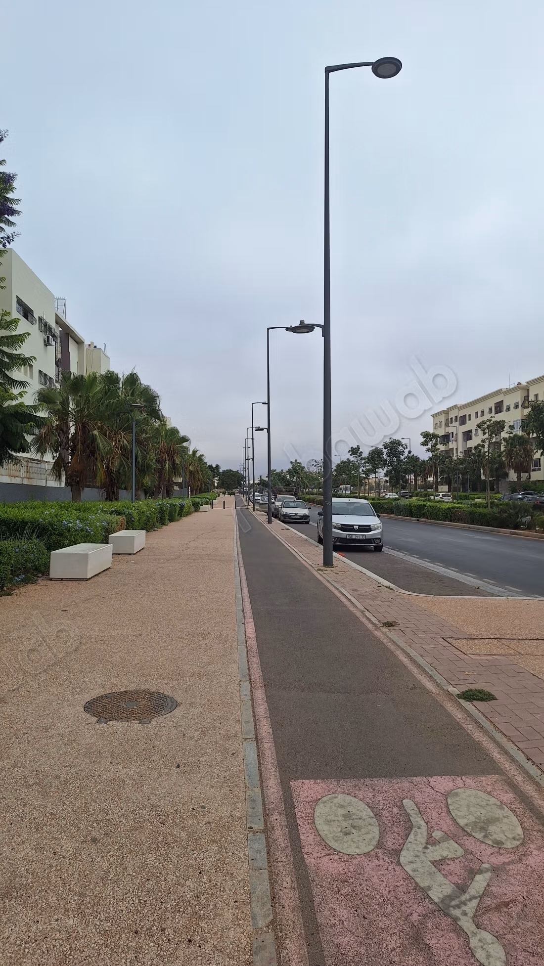 Apartments for rent in Hay Houda. 
Area 110 m². 
Beautiful terrace and garden
