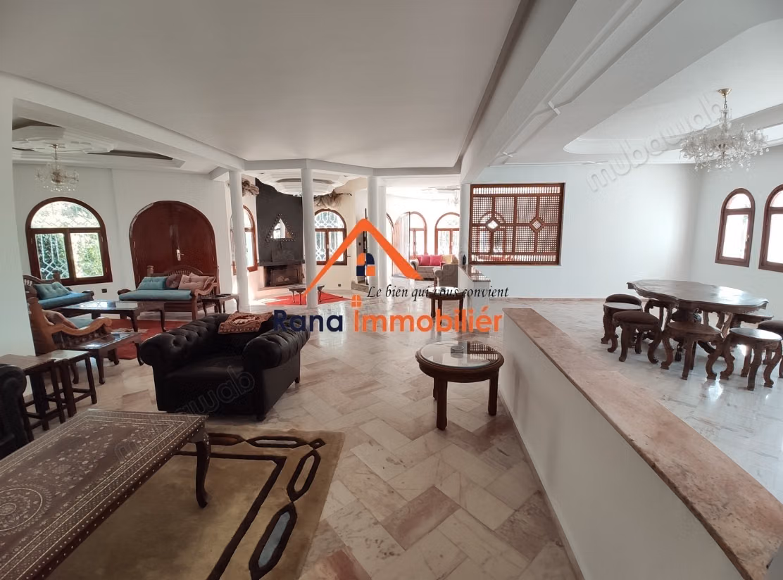 Villa à louer sur Souissi
