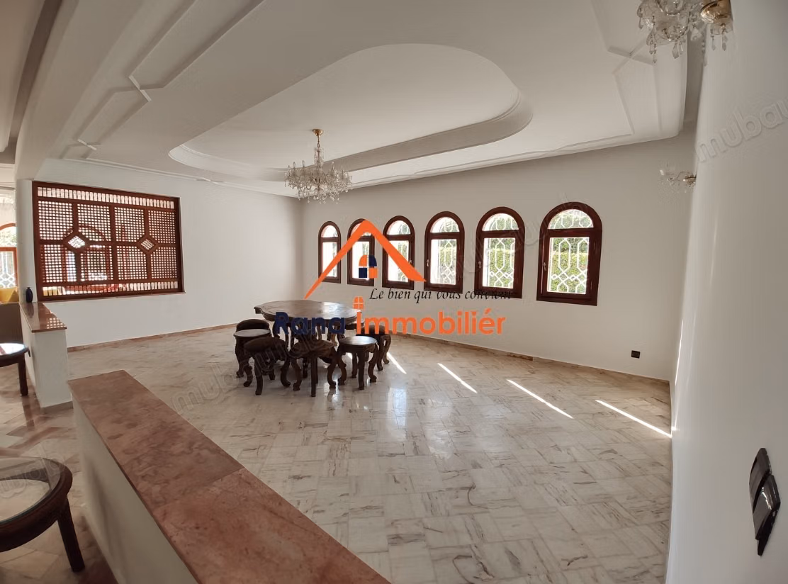Villa à louer sur Souissi