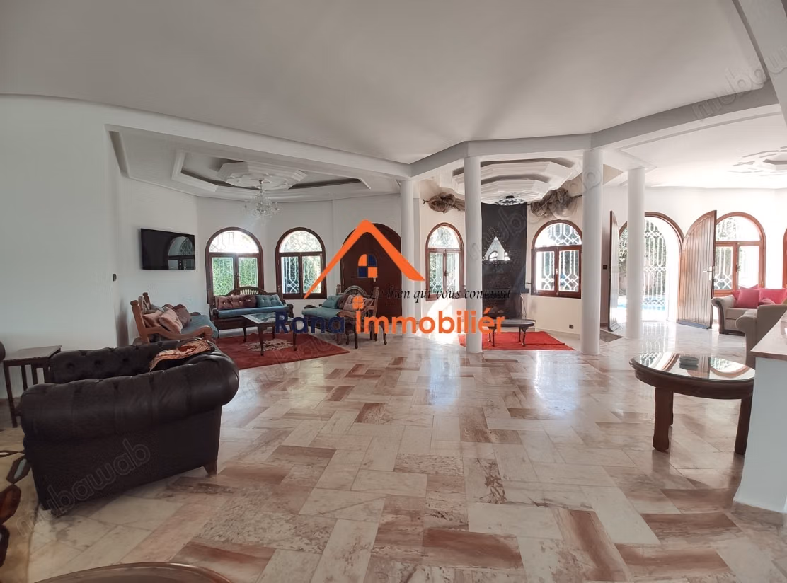Villa à louer sur Souissi