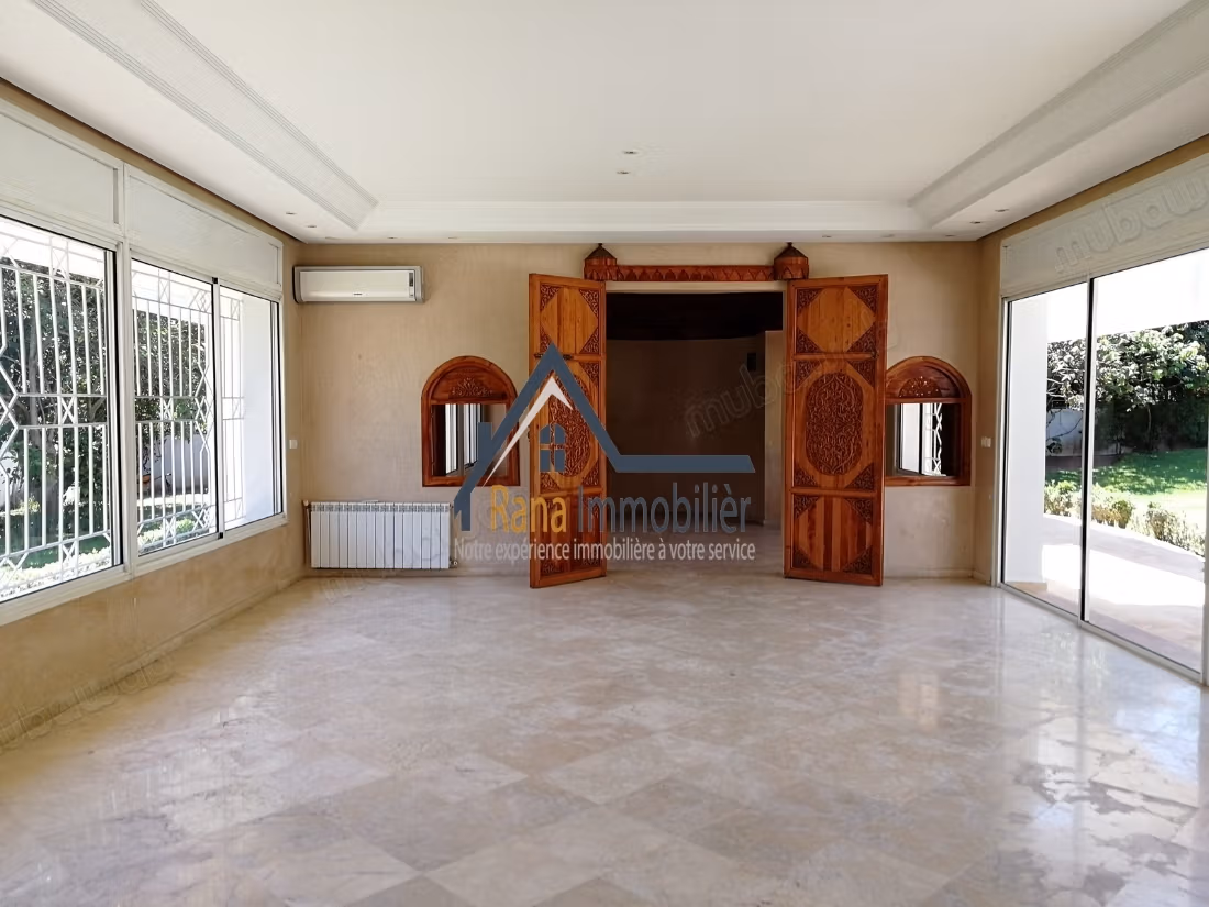 Villa à louer sur Souissi