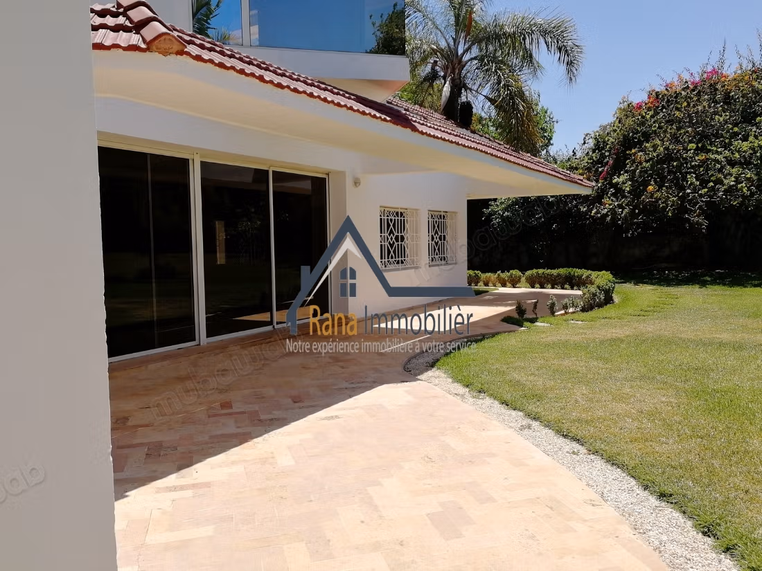 Villa à louer sur Souissi