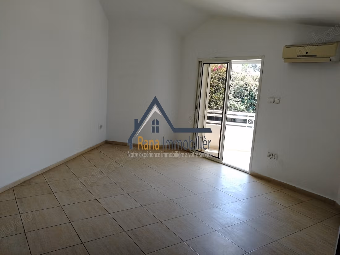 Villa à louer sur Souissi