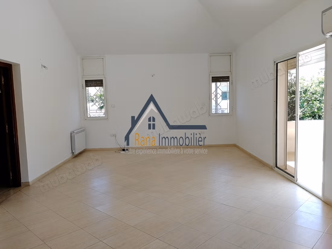 Villa à louer sur Souissi