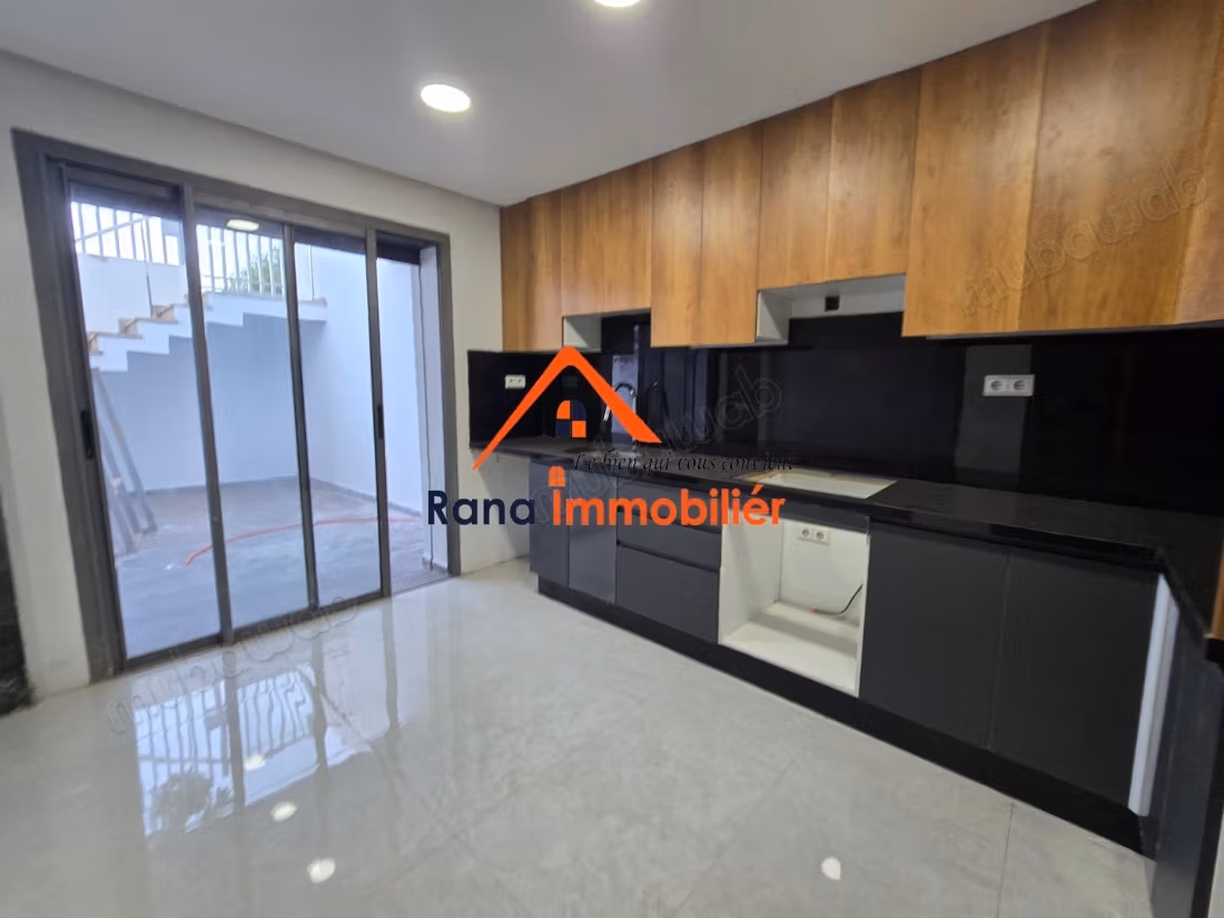Triplex te koop in El Harhoura