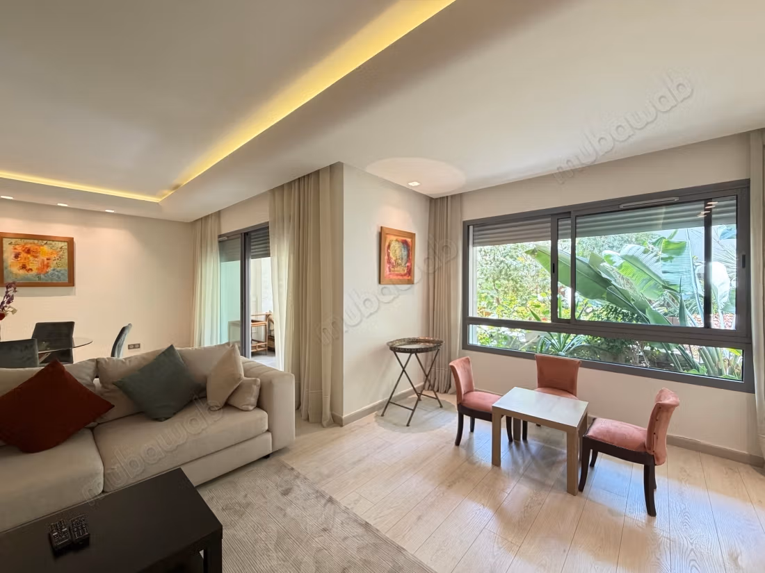 Appartamento con due camere da letto arredato a Racine con terrazzo